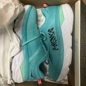 Women’s Hoka Bondi 7 sz 8.5